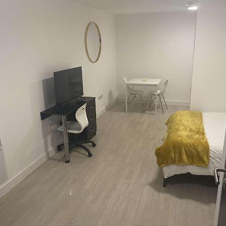 Rapid'S Studio Apartment Liverpool Buitenkant foto