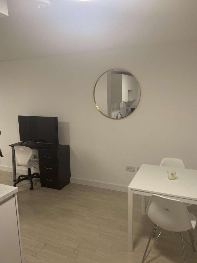 Rapid'S Studio Apartment Liverpool Buitenkant foto